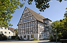 Großes Fachwerkhaus