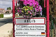 Ortseingang von Ablis, der Partnergemeinde von Wendelsheim