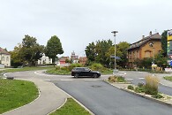 Kreisverkehr Tübinger Straße Richtung Brücke 