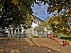 Haus mit Rutsche