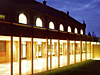 Festhalle Rottenburg am Neckar Beleuchtetes Gebäude bei Nacht