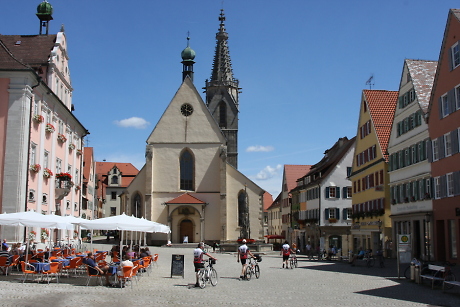 Marktplatz mit Dom