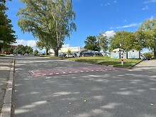 Bremsschwelle Parkplatz Hohenberg