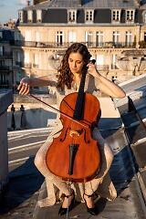Cellistin Camille Thomas
