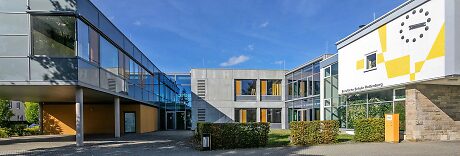 Außenfassade der beruflichen Schule Rottenburg