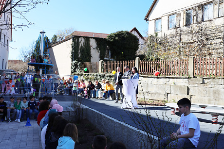 Rede von Herr Neher bei der Einweihungsfeier des Neubaus und der Mensa in Baisingen