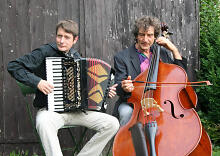 Wofram Karrer am Akkordeon und Michael Stoll am Contrabass